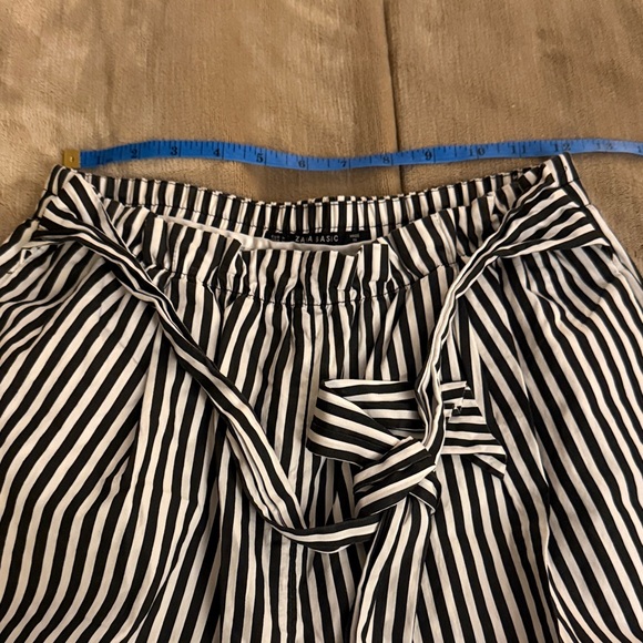 Zara Pants - Zara Basic Monochrome Striped Trousers
